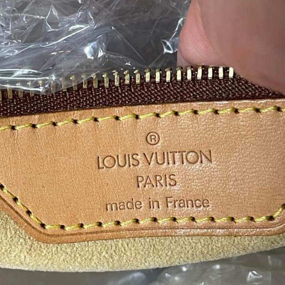 Louis Vuitton extra large monogram tote - Picture 7 of 7